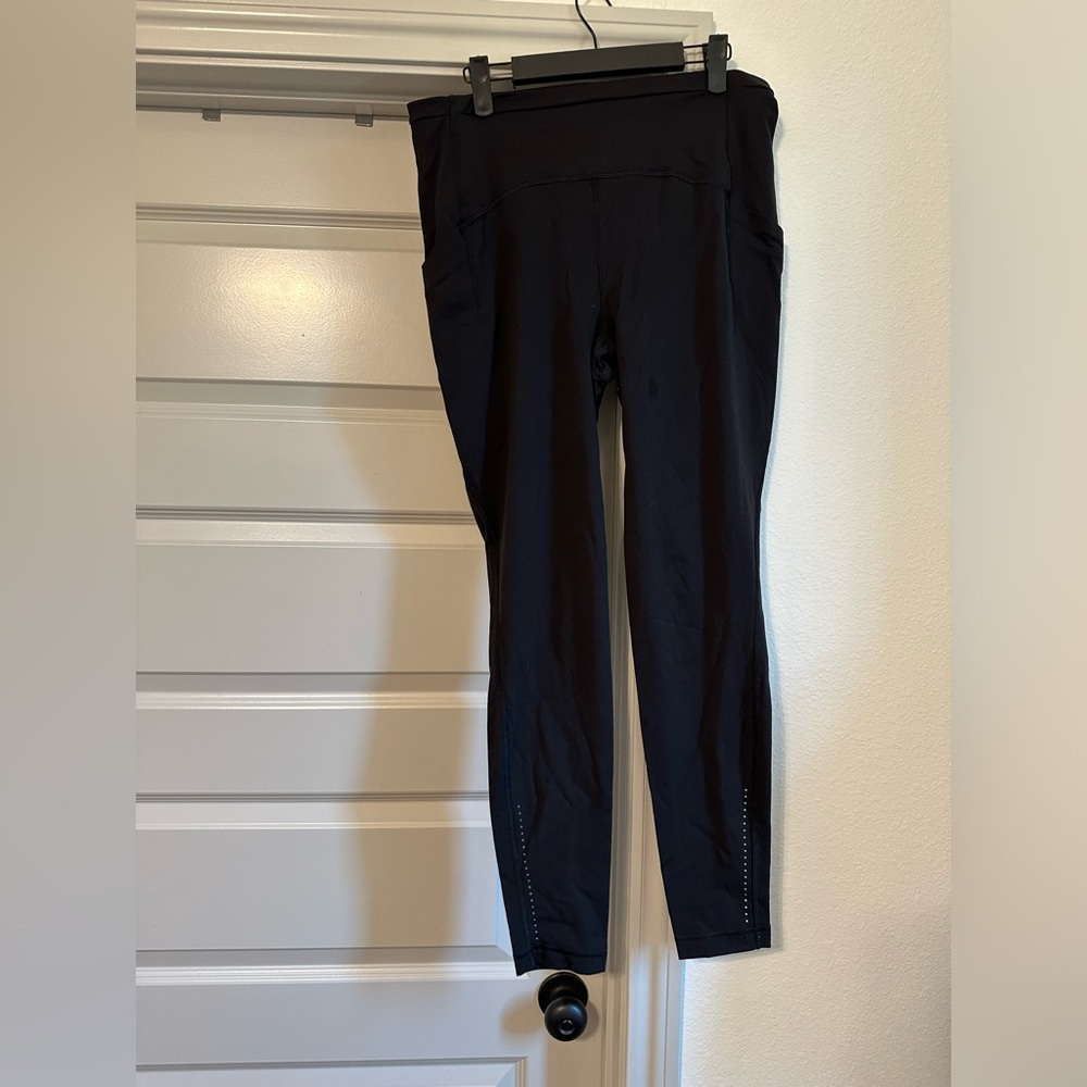 Lululemon swift speed runners high waisted runner’s leggings- sz. 10.